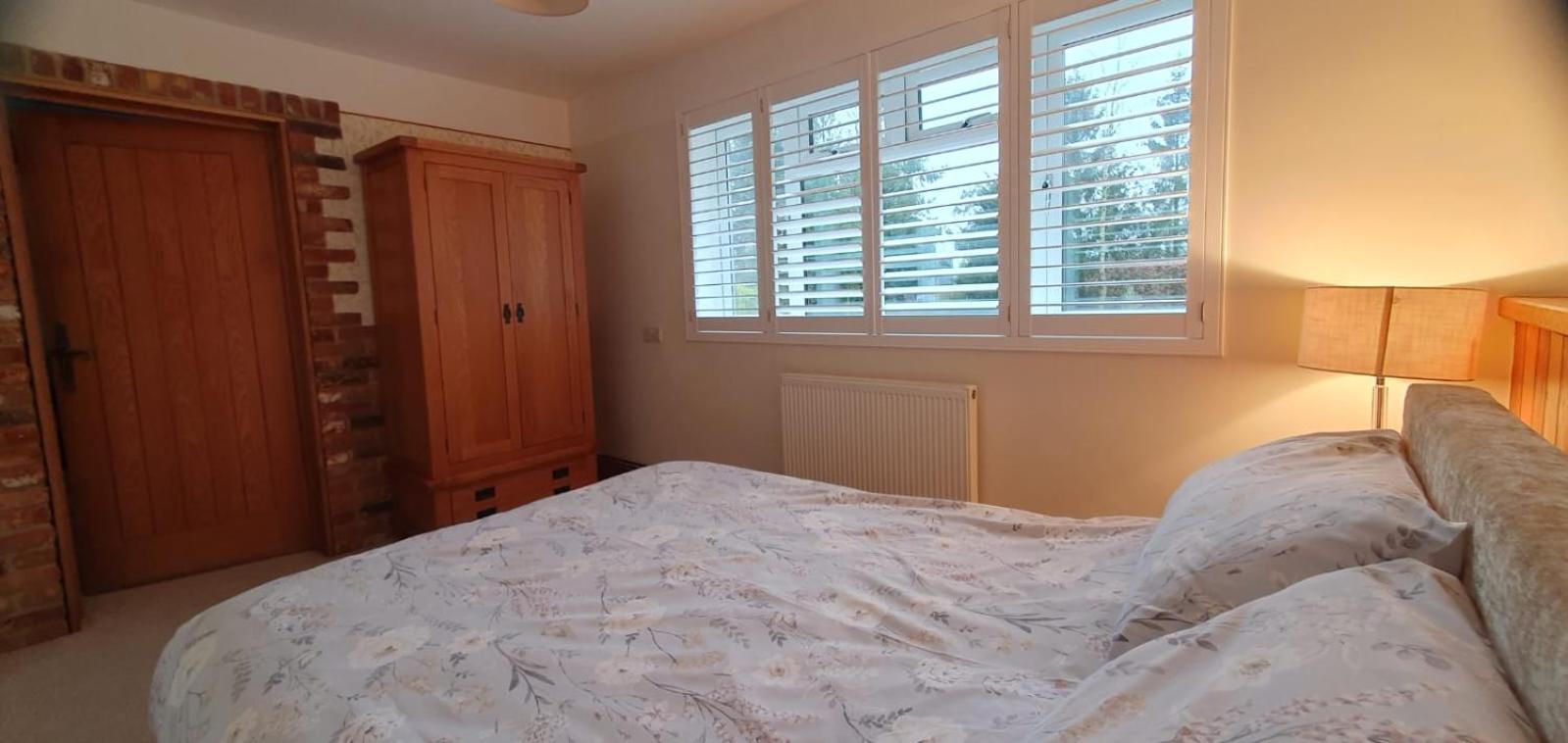 Mulberry Cottage Near Goodwood Чичестер Экстерьер фото